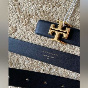 Tory Burch 1” Kira logo calf leather belt, black color, size M